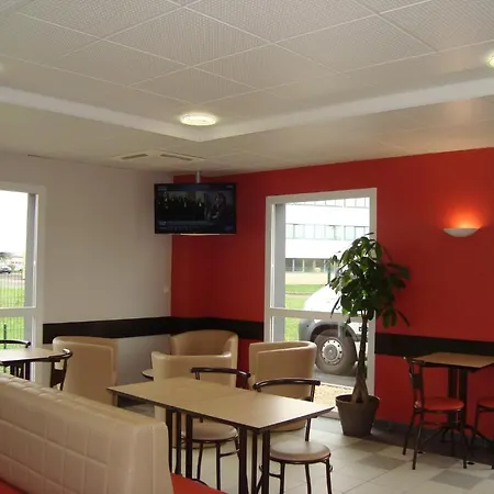 Ace 3* Poitiers