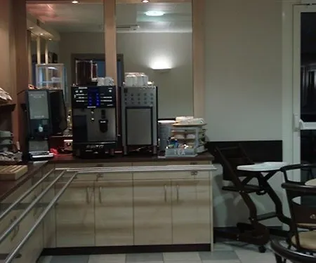 Ace Ξενοδοχείο