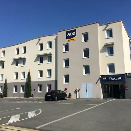 Hotel Ace