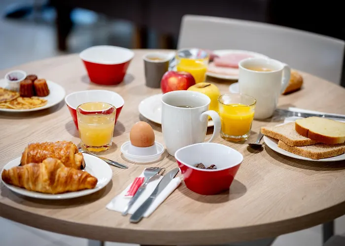 艾斯普瓦捷酒店 酒店 3*