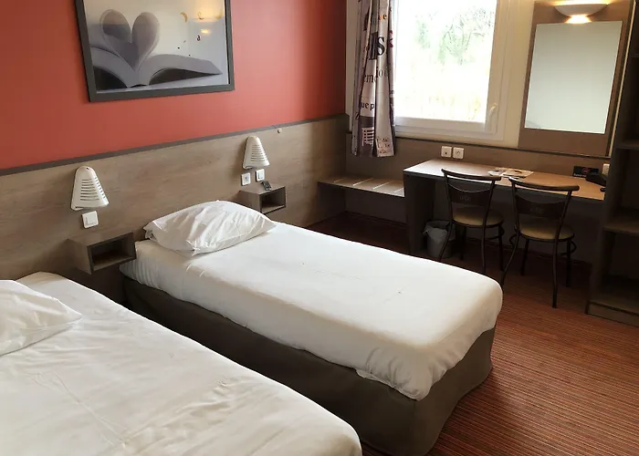 艾斯普瓦捷酒店 酒店