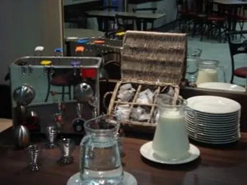 艾斯普瓦捷酒店 酒店 3*